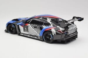 BMW M4 GT3 G82 #1 Test Version 2021 Minichamps 1:18 113222003 Métal — image 7 sur 8