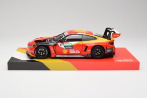 BMW M4 GT3 G82 #31 S. van der Linde Team Schubert DTM Champion 2022 Minichamps 1:18 113222331 Métal — image 4 sur 8