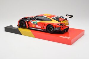 BMW M4 GT3 G82 #31 S. van der Linde Team Schubert DTM Champion 2022 Minichamps 1:18 113222331 Métal — image 7 sur 8