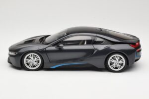 BMW i8 Sophisto Grey Minichamps 1:18 80432336842 Métal — image 4 sur 8