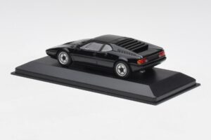 BMW M1 Noir Minichamps 1:43 940025021 Métal — image 3 sur 4