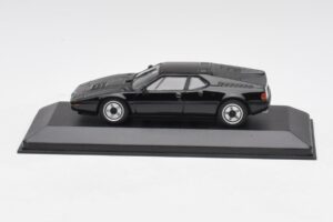 BMW M1 Noir Minichamps 1:43 940025021 Métal