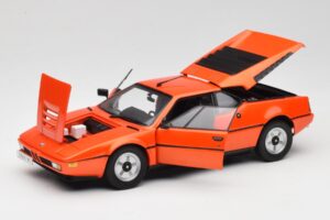 BMW M1 Orange Minichamps 1:18 80432411549 Métal — image 2 sur 8
