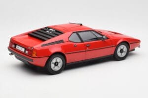 BMW M1 Rouge Norev 1:18 183220 Métal — image 3 sur 8
