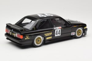 BMW M3 E30 JPS Team BMW #44 J. Richards / T. Longhurst Class Winners Bathurst 1000 1987 Minichamps 1:18 155872044 Métal — image 2 sur 6