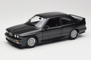 BMW M3 E30 Black Metallic Minichamps 1:18 180020306 Métal