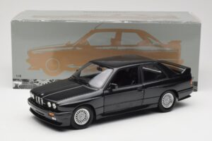 BMW M3 E30 Black Metallic Minichamps 1:18 180020306 Métal — image 8 sur 8