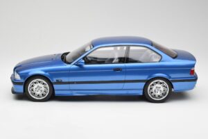 BMW M3 E36 Estoril Bleu Otto 1:12 G016 Résine — image 3 sur 6