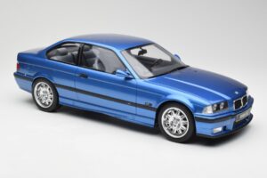 BMW M3 E36 Estoril Bleu Otto 1:12 G016 Résine — image 4 sur 6