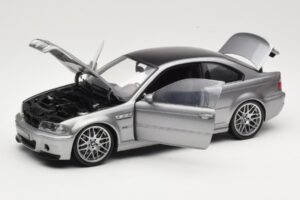 BMW M3 E46 CSL Argent Kyosho 1:18 08506S Métal — image 2 sur 8