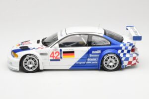 BMW M3 E46 GTR #42 J. Lehto / J. Muller ELMS 2001 Minichamps 1:18 100012192 Métal — image 4 sur 8