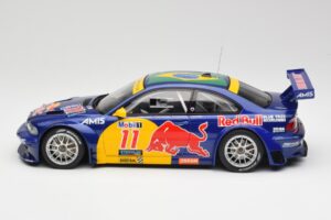 BMW M3 E46 GTR #11 Red Bull Interlagos 2005 AUTOart 1:18 80645 Métal — image 3 sur 6