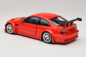 BMW M3 E46 GTR Street Rouge Minichamps 1:18 100012101 Métal — image 7 sur 8