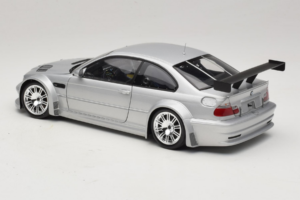 BMW M3 E46 GTR Street Argent Minichamps 1:18 100012100 Métal — image 7 sur 8
