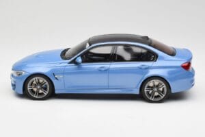 BMW M3 F80 Yas Marina Bleu GT Spirit 1:18 GT055 Résine — image 3 sur 6