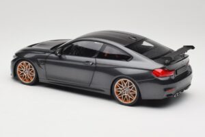 BMW M4 F82 GTS Mineral Grey Metallic Minichamps 1:18 110025222 Métal — image 7 sur 8