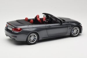 BMW M4 F83 Cabriolet Mineral Grey Paragon 1:18 80432339610 Métal — image 3 sur 8