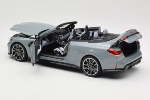 BMW M4 G83 Cabriolet Grey Metallic Minichamps 1:18 110021032 Métal — image 5 sur 8