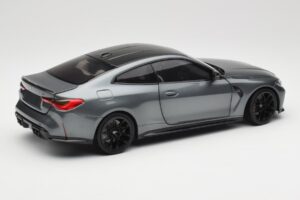 BMW M4 G82 Gris Metallic Minichamps 1:18 113020124 Métal — image 3 sur 8