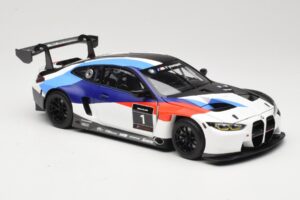 BMW M4 G82 GT3 Presentation 2021 Minichamps 1:18 80435A5D002 Métal — image 6 sur 8