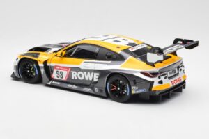 BMW M4 G82 GT3 Rowe Racing #98 ADAC 24 Hours Nürburgring 2022 Minichamps 1:18 113222098 Métal — image 7 sur 8