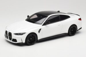 BMW M4 G82 Blanc Minichamps 1:18 155020122 Métal