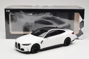BMW M4 G82 Blanc Minichamps 1:18 155020122 Métal — image 6 sur 6
