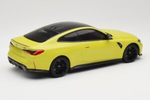 BMW M4 G82 Jaune Minichamps 1:18 155020120 Métal — image 2 sur 6