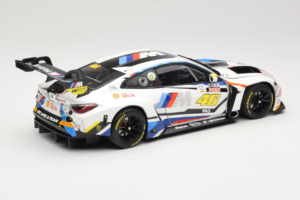 BMW M4 GT3 #46 V. Rossi / A. Farfus / M. Martin Team WRT 12 Hours of Bathurst 2023 Minichamps 1:18 113232146 Métal — image 3 sur 8