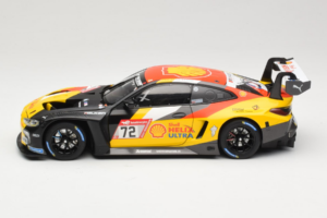 BMW M4 GT3 #72 D. Harper / M. Hesse / N. Verhagen BMW Junior Team 24 Hours of Nurburgring 2023 Minichamps 1:18 113232072 Méta — image 4 sur 8