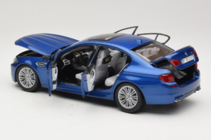 BMW M5 F10 Monte Carlo Blue Paragon 1:18 80432186352 Métal — image 5 sur 8