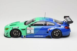BMW M6 GT3 F13 #3 Falken Motorsports P. Düsseldorf / J. Müller VLN Winner Heat 4 2017 Minichamps 1:18 153172693 Métal — image 3 sur 6