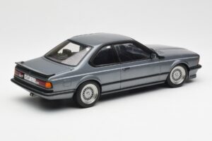 BMW M635 CSi E24 Shadow Line Delphin Metallic AUTOart 1:18 70529 Métal — image 3 sur 8