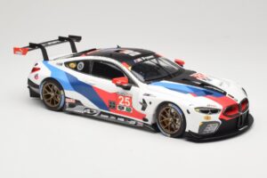 BMW M8 GTE Team RLL C. De Phillippi / B. Auberlen 2nd in Class 12 Hours of Sebring 2018 Minichamps 1:18 155182925 Métal — image 4 sur 6