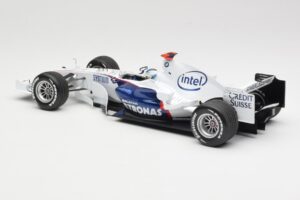 BMW Sauber F1.07 #9 N. Heidfeld Launch Version 2007 Minichamps 1:18 80430426994 Métal — image 5 sur 7