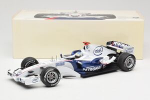 BMW Sauber F1.07 #9 N. Heidfeld Launch Version 2007 Minichamps 1:18 80430426994 Métal — image 7 sur 7