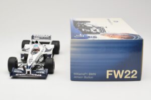 Williams FW22 BMW #10 J. Button F1 2000 Minichamps 1:18 80430018209 Métal — image 6 sur 6