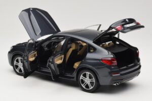 BMW X4 F26 Sophisto Grey Paragon 1:18 80432352461 Métal — image 5 sur 8