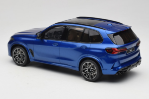 BMW X5 M F95 Competition Marina Bay Blue Metallic GT Spirit 1:18 GT967 Résine — image 5 sur 6