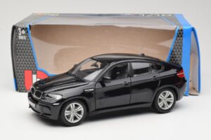BMW X6 M E71 Noir Bburago 1:18 18-12081 Métal — image 8 sur 8