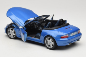 BMW Z3 M Roadster Bleu Édition Concessionnaire UT Models 1:18 80439422939 Métal — image 5 sur 8