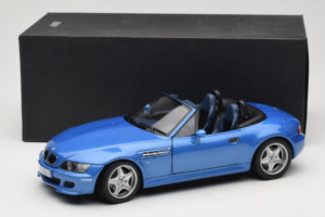 BMW Z3 M Roadster Bleu Édition Concessionnaire UT Models 1:18 80439422939 Métal — image 8 sur 8
