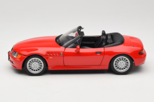 BMW Z3 Roadster Rouge Édition Concessionnaire UT Models 1:18 80439422185 Métal — image 4 sur 8