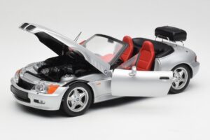 BMW Z3 Roadster Avec Porte-Bagages Argent UT Models 1:18 20407 Métal — image 2 sur 8