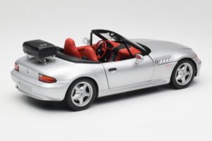 BMW Z3 Roadster Avec Porte-Bagages Argent UT Models 1:18 20407 Métal — image 3 sur 8