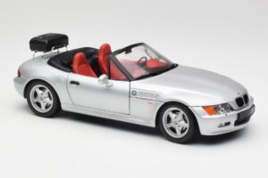 BMW Z3 Roadster Avec Porte-Bagages Argent UT Models 1:18 20407 Métal — image 6 sur 8
