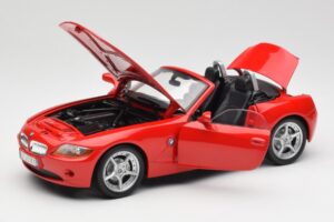 BMW Z4 E85 Roadster Rouge Bburago 1:18 34046 Métal — image 2 sur 8