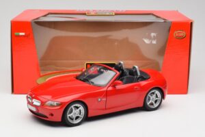 BMW Z4 E85 Roadster Rouge Bburago 1:18 34046 Métal — image 8 sur 8