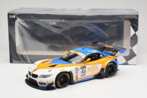 BMW Z4 E89 GT3 #46 Mills Racing M. Wittmer / A. Mills Pirelli World Challenge Sprint X-Series 2016 Minichamps 1:18 151162346  — image 6 sur 6