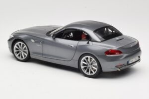BMW Z4 E89 sDrive 35i Space Grey Metallic Kyosho 1:18 80432147085 Métal — image 7 sur 8